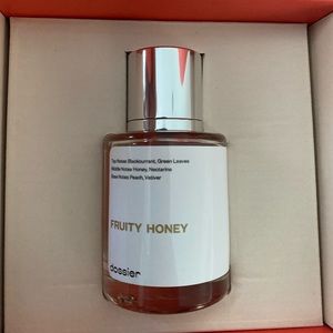 Dossier Perfume: Fruity Honey Inspired by Jo Malone's Nectarine Blossom & Honey